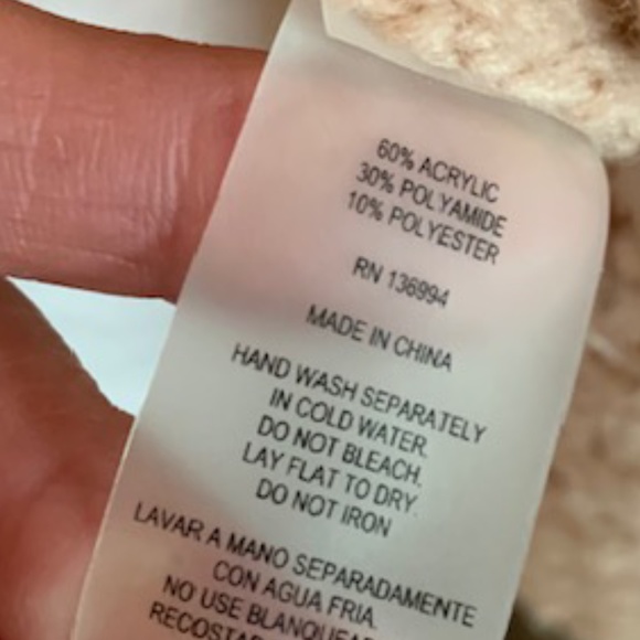 Shaggy Blush Colored Vest - Picture 11 of 12